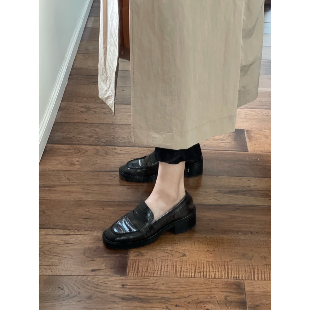 &other stories chunky heel loafer croc leather